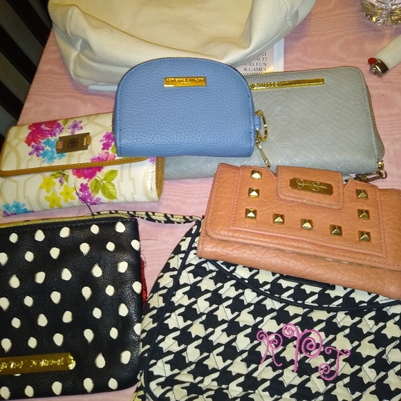 Betsy johnson and wallets - Picture 2 of 2